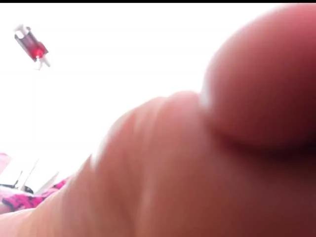 Offline scarletth on BongaCams