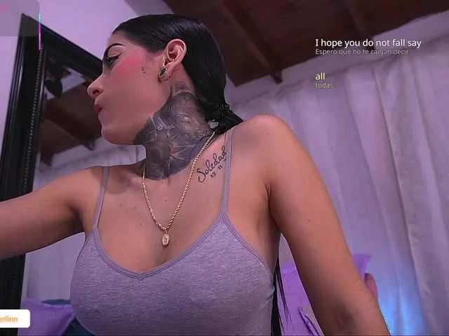 Offline sexy-danna on BongaCams