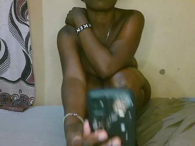 Offline Sexy-divah on BongaCams