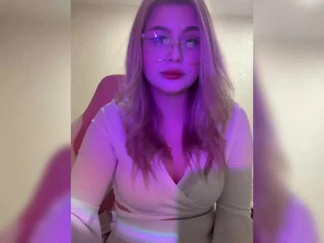 Offline Silviyaa on BongaCams