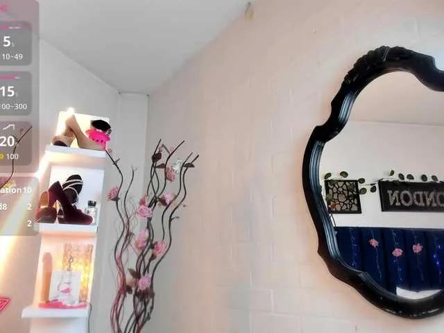 Offline Sofia-boobs-- on BongaCams