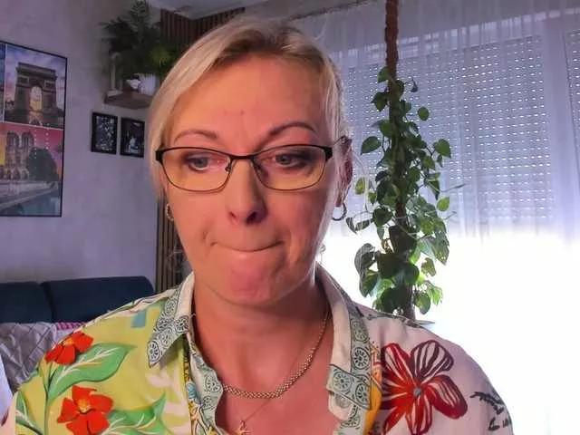 Offline SoftVANESSA on BongaCams