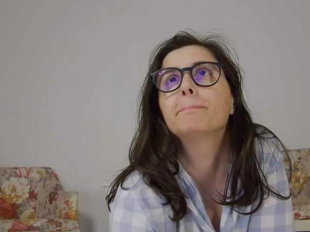 Freechat SophieeRain on BongaCams