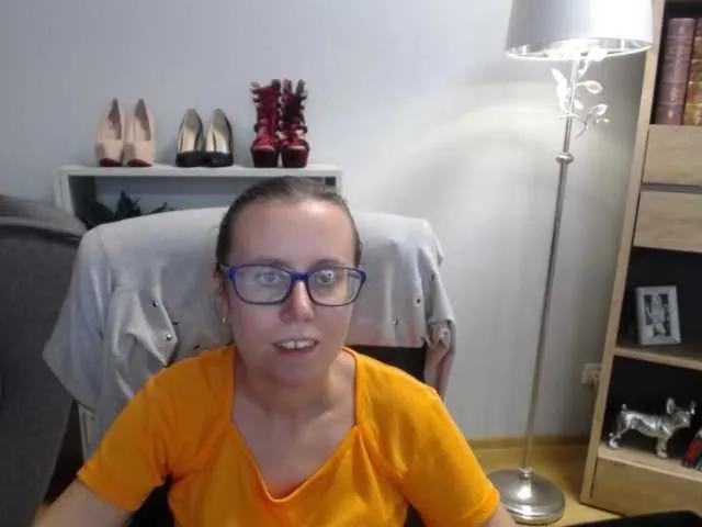Offline sparkleLizzy on BongaCams