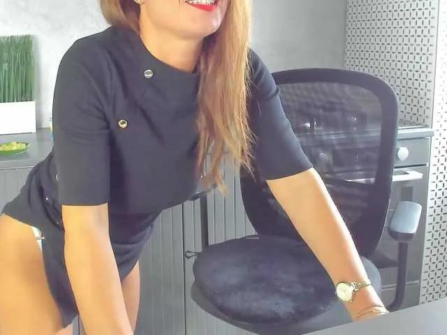 Offline SuaveGia on BongaCams