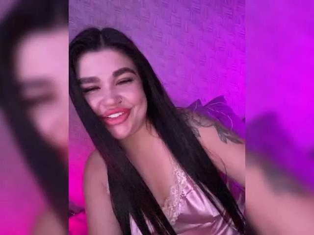 Freechat suchka-black- on BongaCams