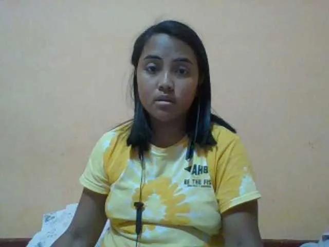 Offline SunsetMonica on BongaCams