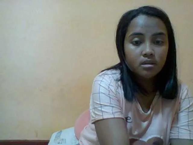 Offline SunsetMonica on BongaCams