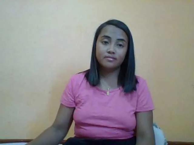 Offline SunsetMonica on BongaCams