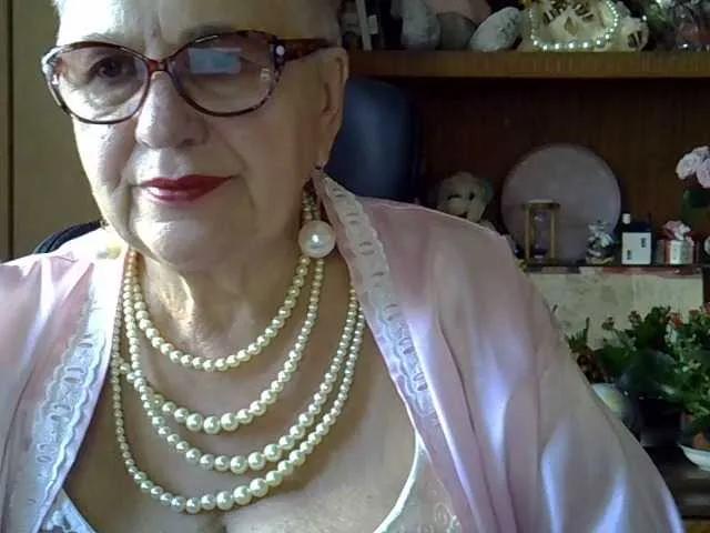 Offline SweetCherry00 on BongaCams