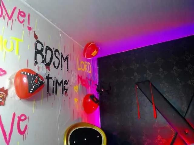 Offline Sweettpleasure on BongaCams