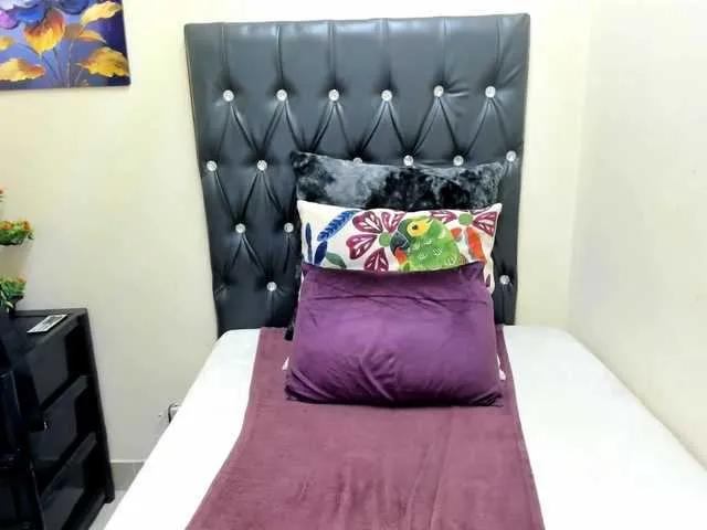 Offline temptressqeen on BongaCams