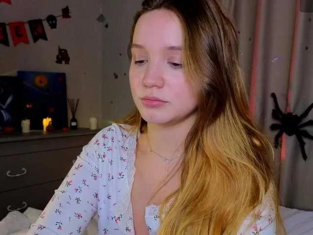 Offline thatsamebunny on BongaCams