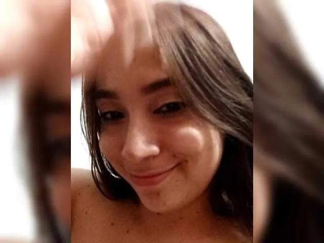 Offline TiffanyB8 on BongaCams