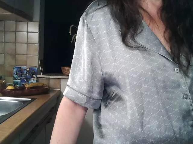 Offline UllimOhi on BongaCams