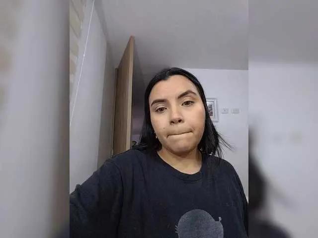 Offline Val-kyrie on BongaCams