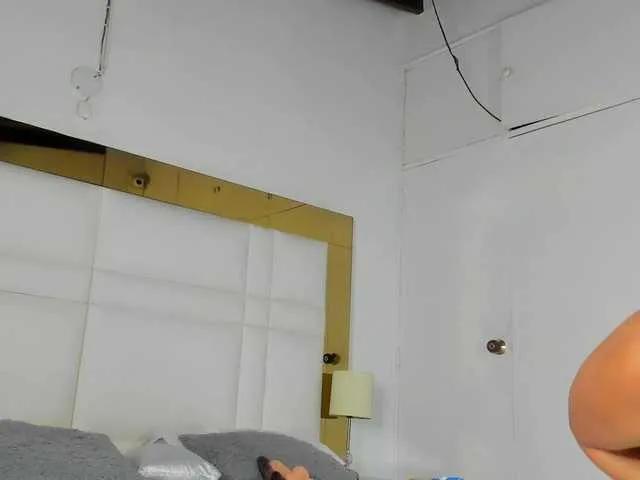 Offline Valery-blaze on BongaCams