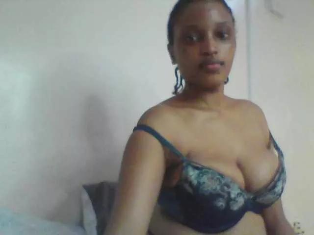 Offline Vibezqueen on BongaCams