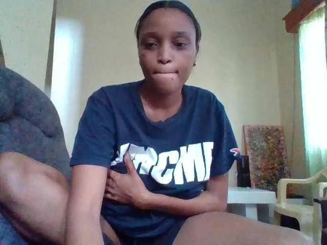 Offline Vibezqueen on BongaCams