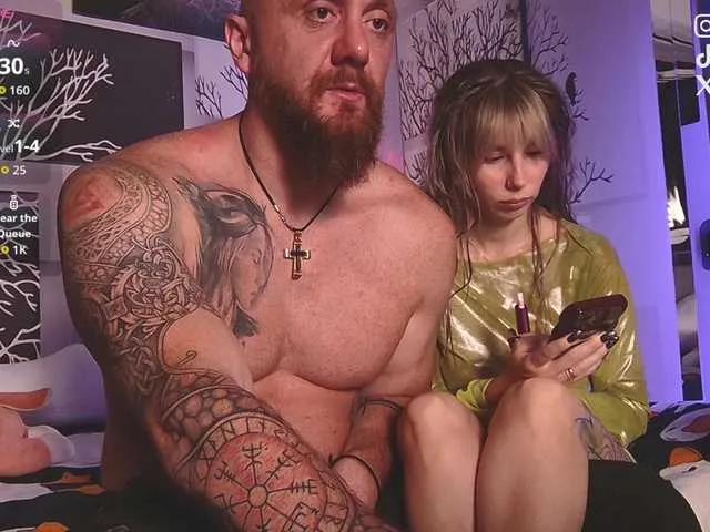 Freechat Vik1One1 on BongaCams