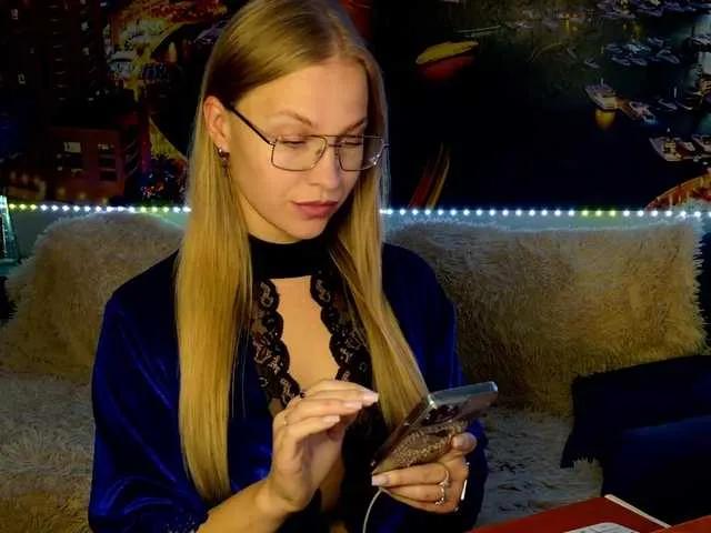 Offline vikascorpik on BongaCams