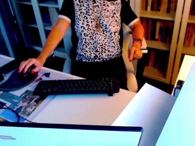 Offline xxangelcatxx on BongaCams