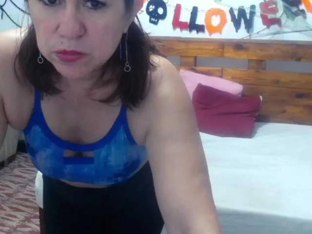 BongaCams Yeseniaa25 is Freechat Yeseniaa25 — The men who make me vibrate my toys and like to see a mature woman masturbate
