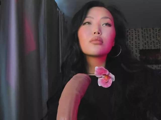 Offline yvetteop on BongaCams