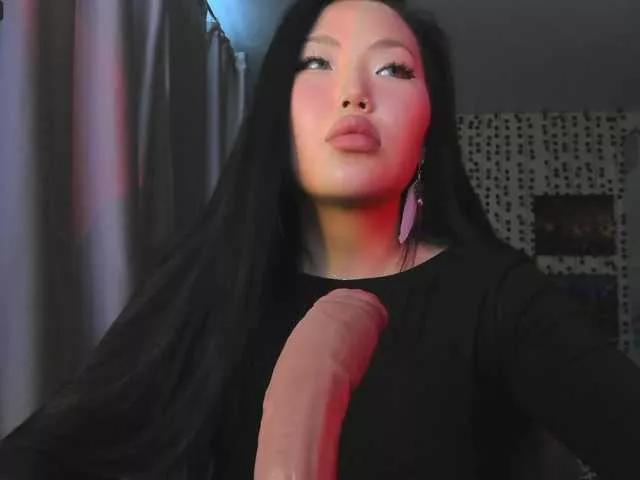 Offline yvetteop on BongaCams