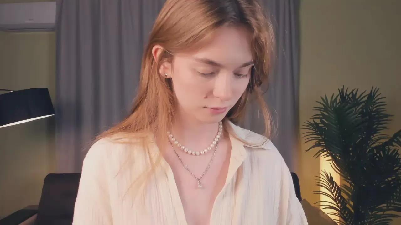 Offline AccaCritchlow on Cam4