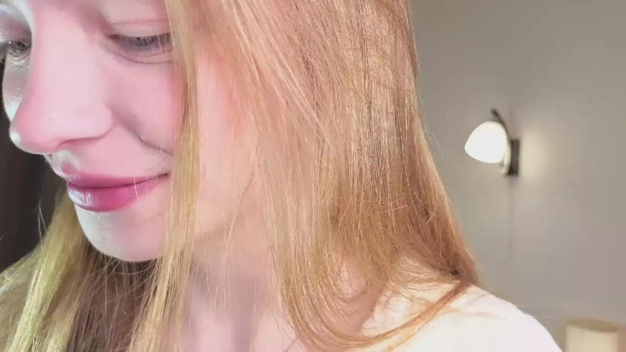 Offline AccaCritchlow on Cam4