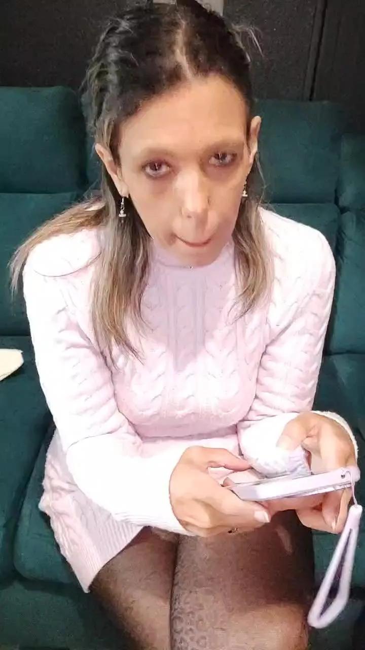 Offline Ade_lSex on Cam4