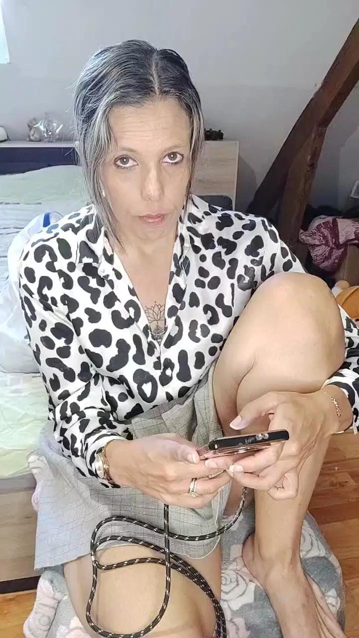 Offline Ade_lSex on Cam4