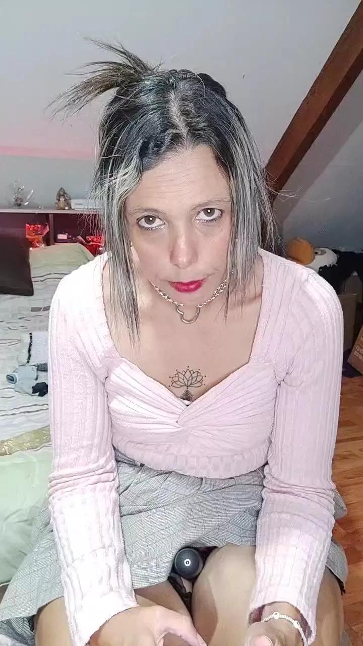 Offline Ade_lSex on Cam4