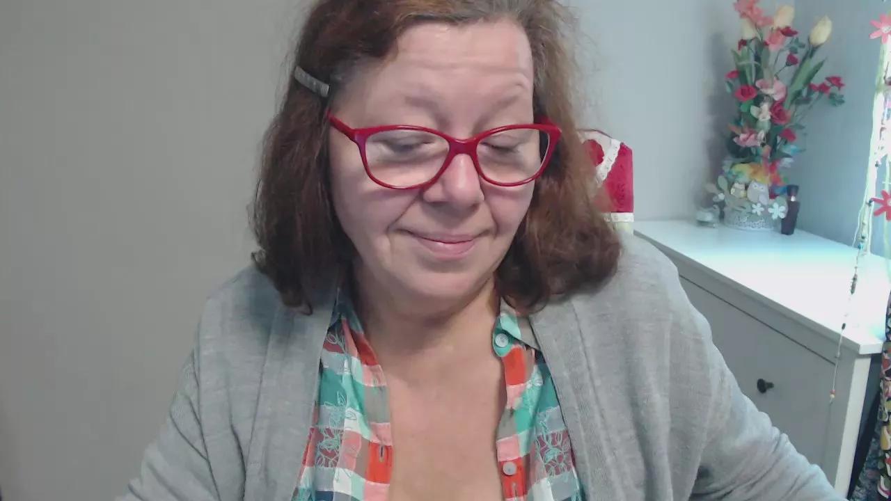 Offline adele69sexy on Cam4