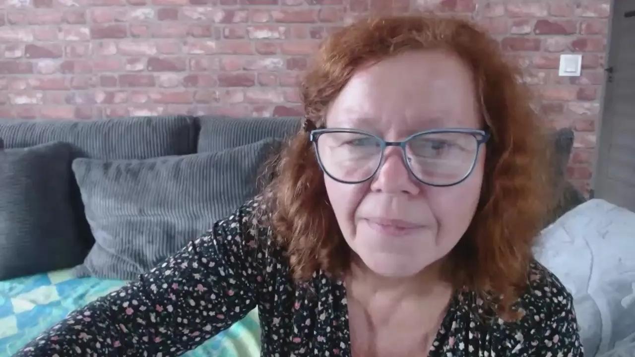 Offline adele69sexy on Cam4