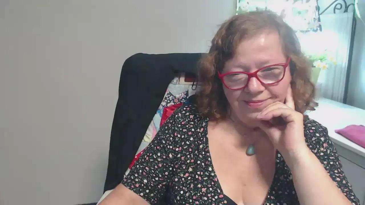 Offline adele69sexy on Cam4