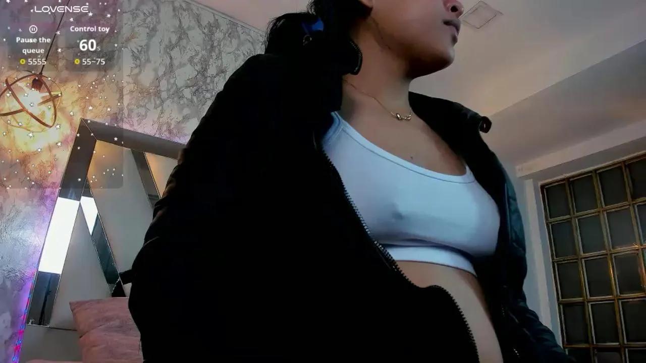 Freechat Aisha_poweer01 on Cam4