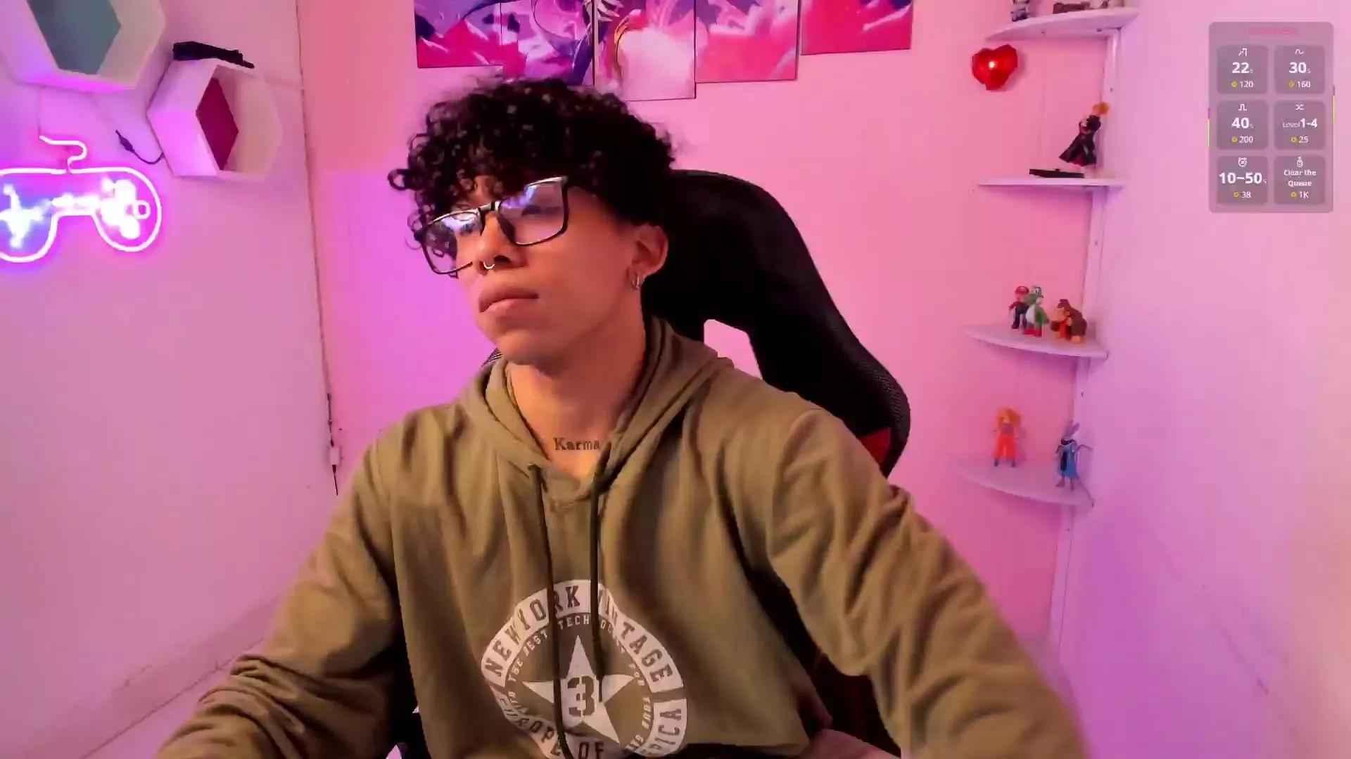 Freechat Akaza_ on Cam4