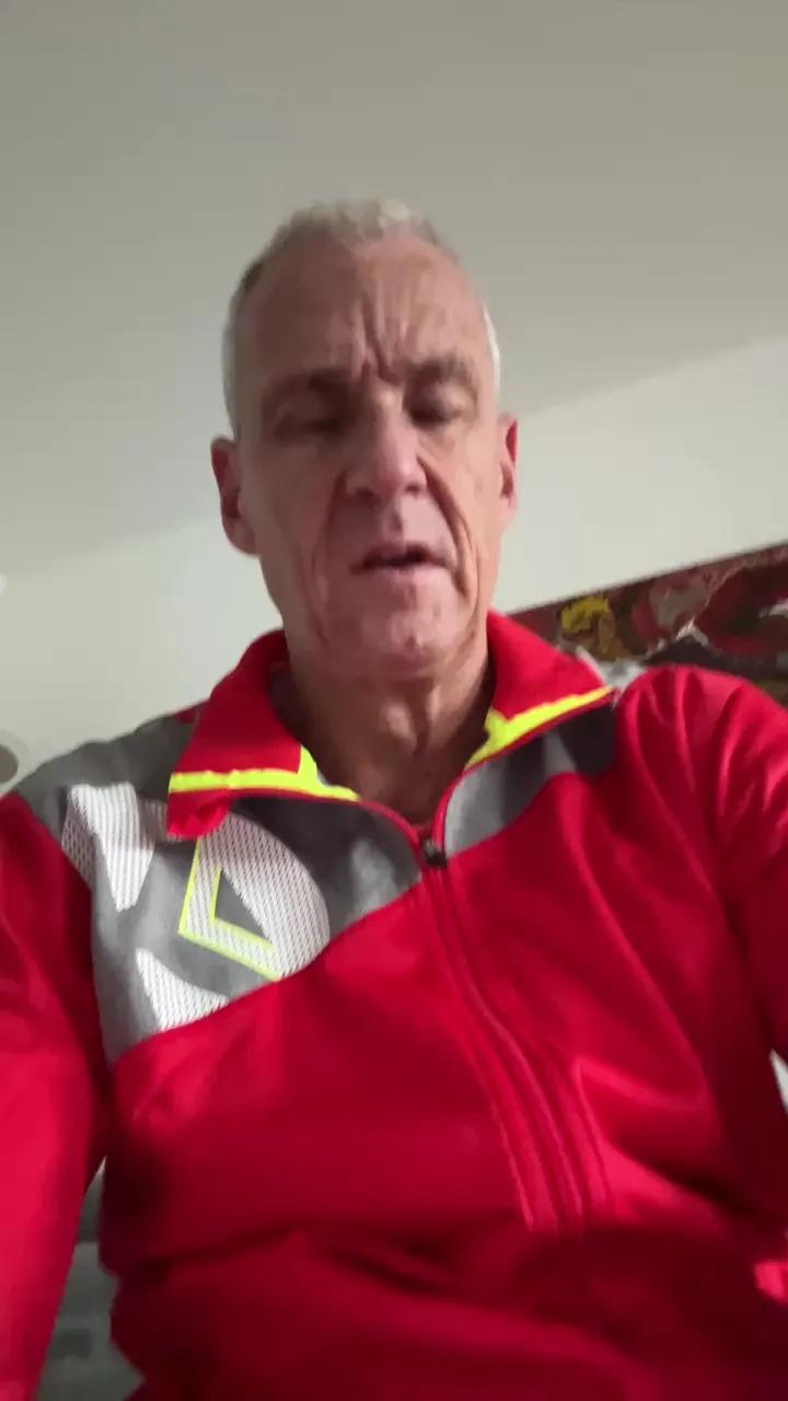 Offline aki300_sexy on Cam4