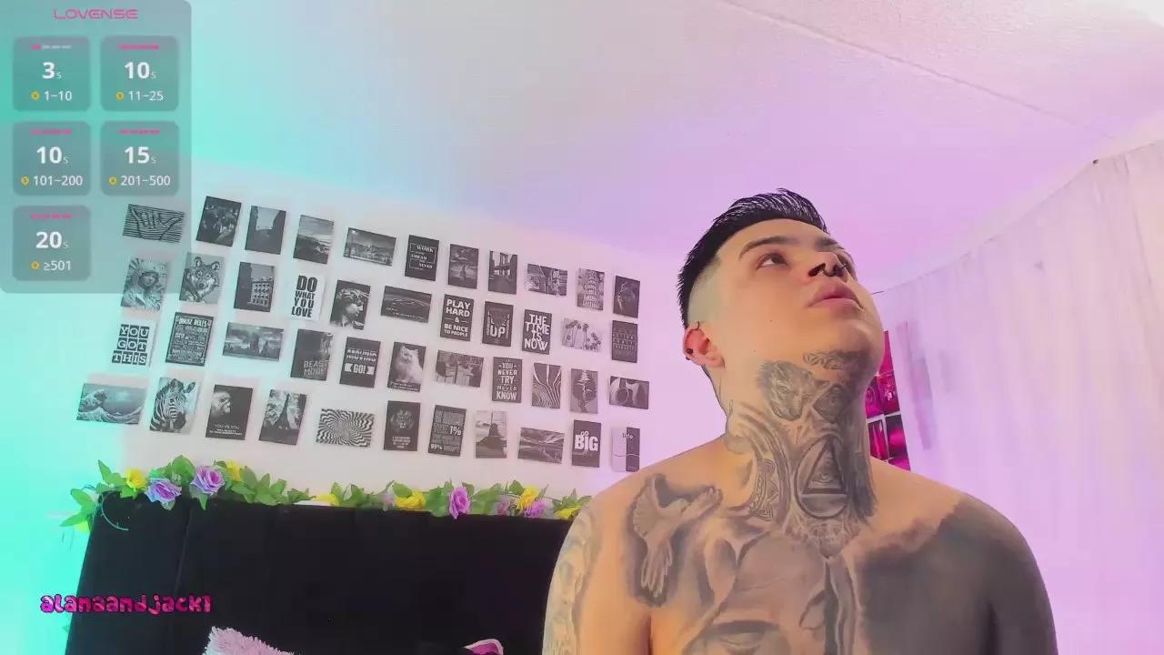 Alana_and_Jack on Cam4 