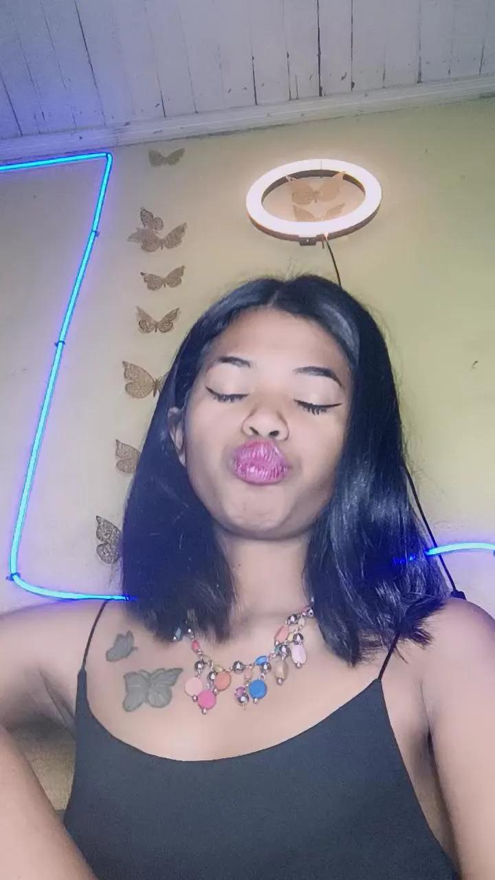 Offline alda41 on Cam4