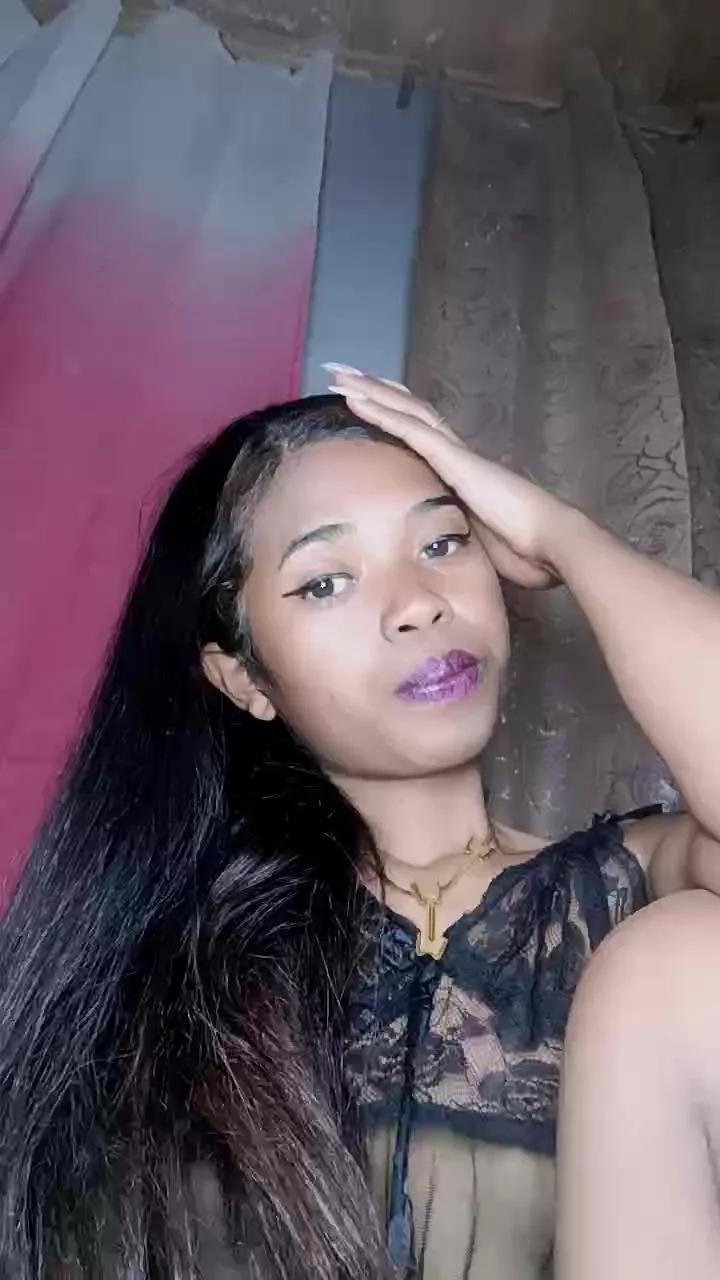 Offline alda41 on Cam4