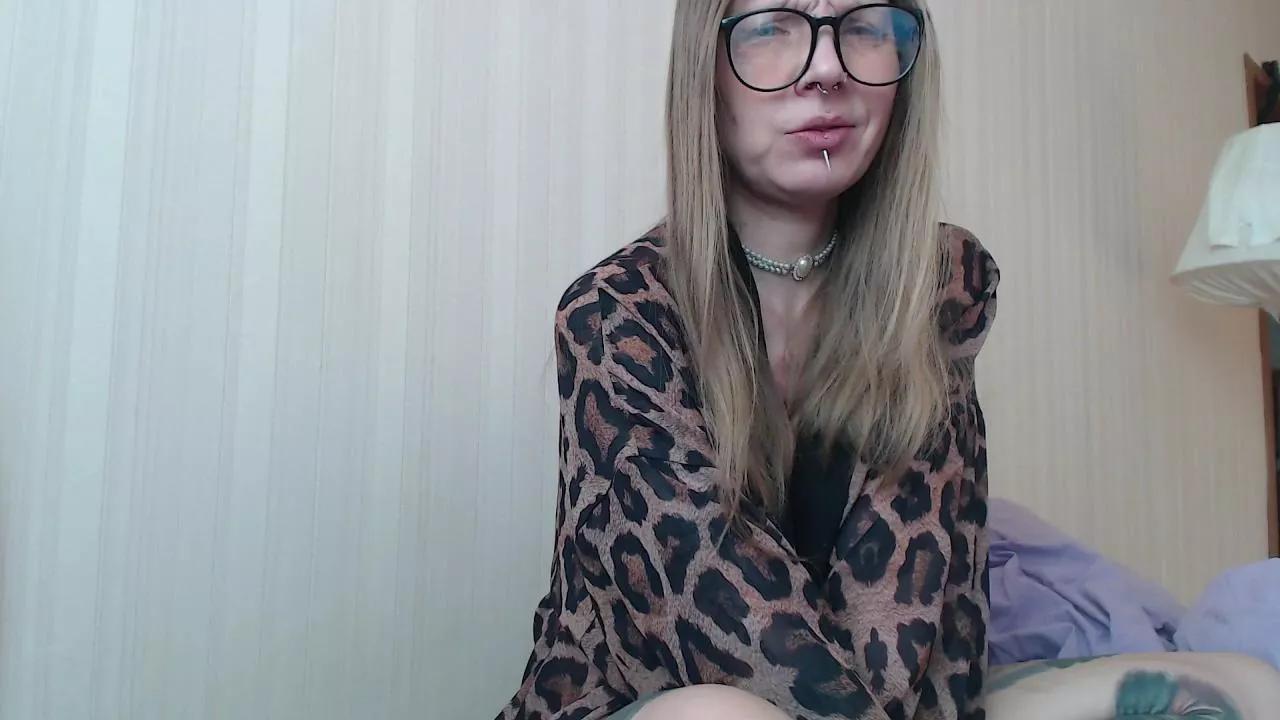 Offline alexa_zaryanova on Cam4