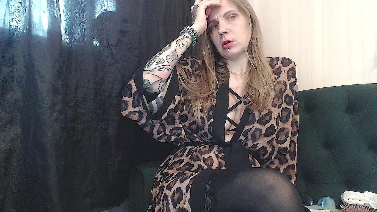 Offline alexa_zaryanova on Cam4