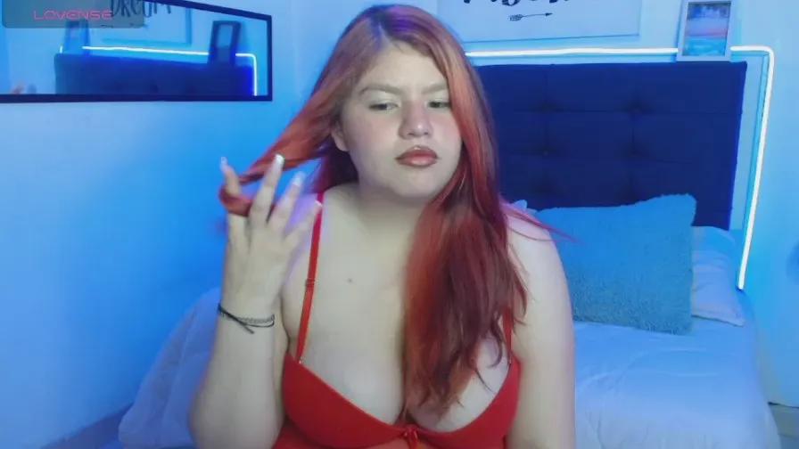 Offline Alexaa_xx on Cam4