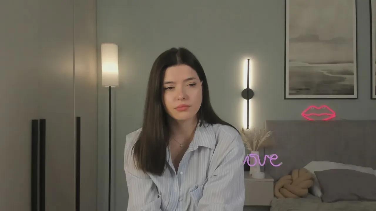 Offline AlitaPollen on Cam4