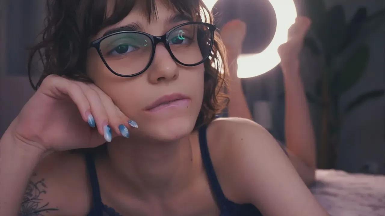 Offline AlodiaGoodrich on Cam4