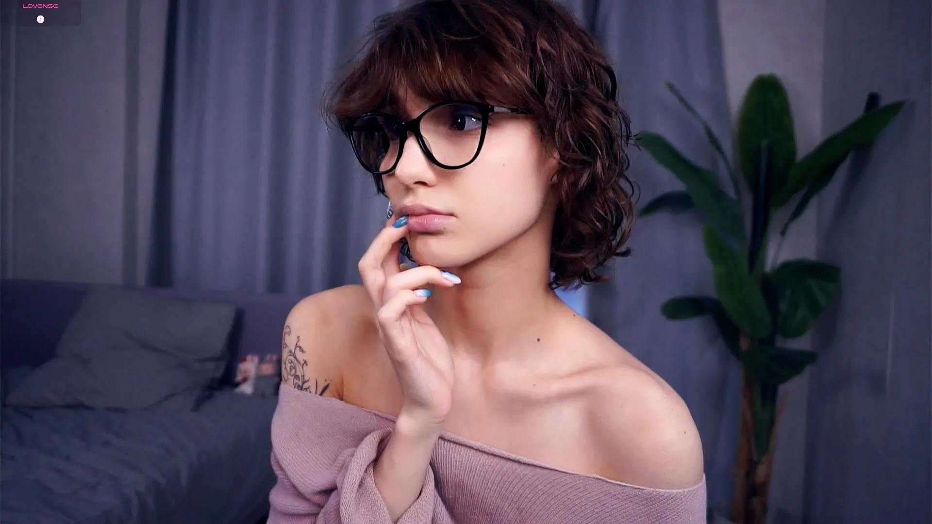 Offline AlodiaGoodrich on Cam4