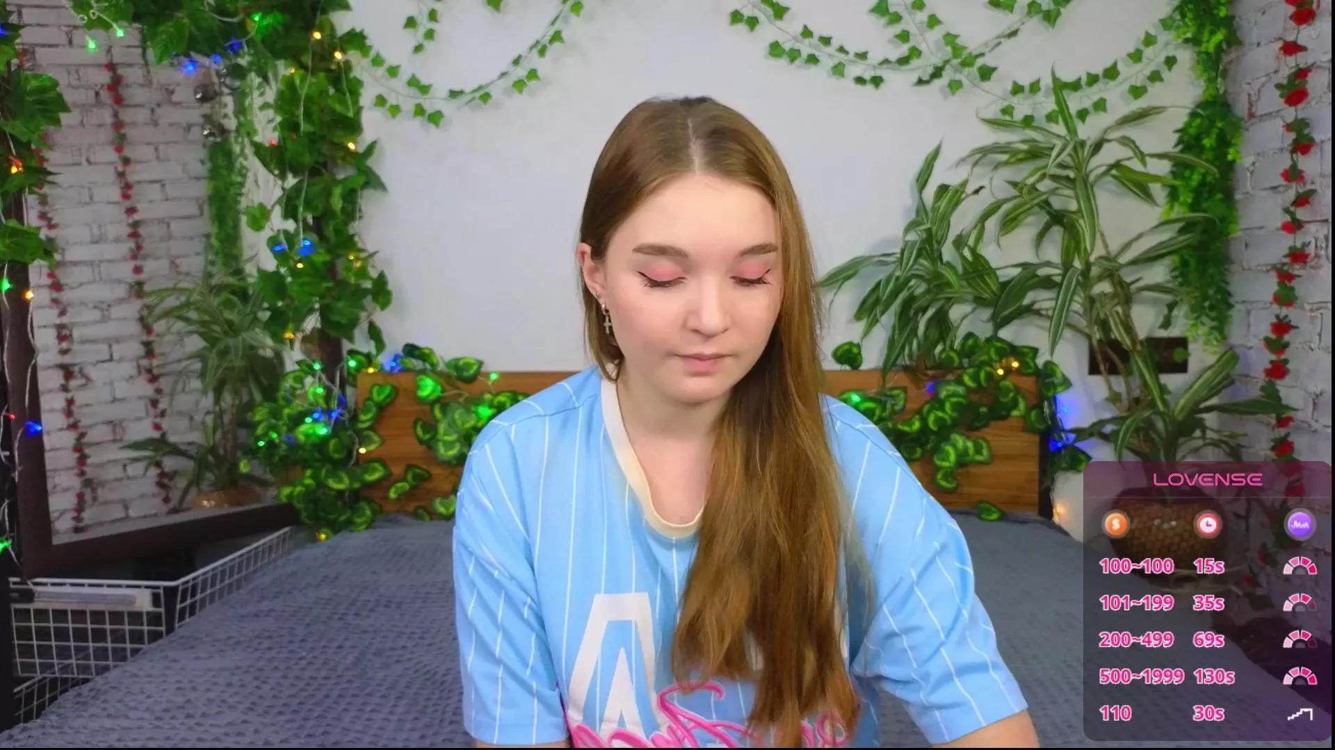 Offline AlodieFitt on Cam4